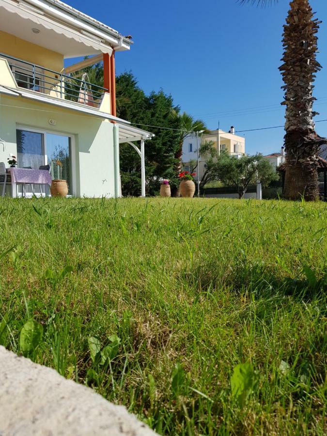 Nautilus Guest House Nea Iraklitsa Exterior photo